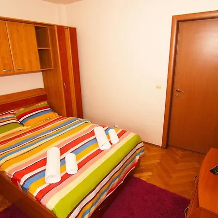 Apartment A&a *